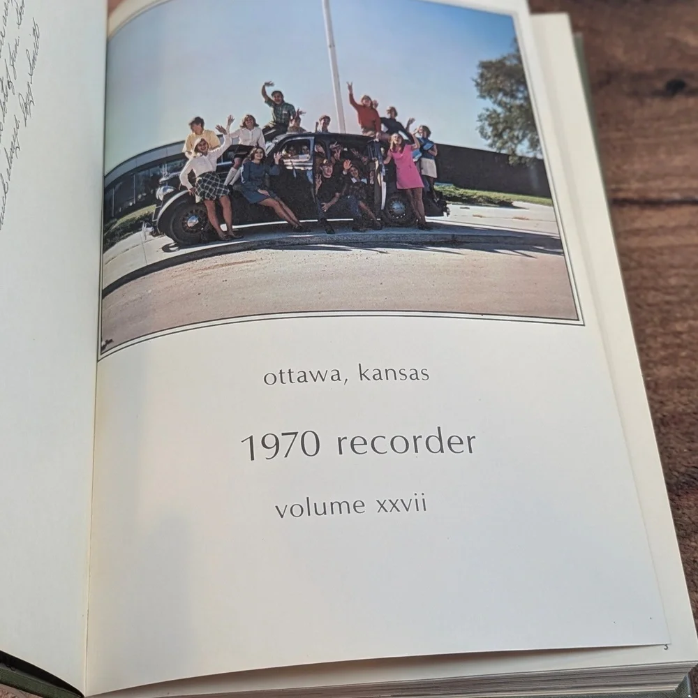 1970 Ottawa Kansas Recorder Yearbook‎ Autographs Photos Memories